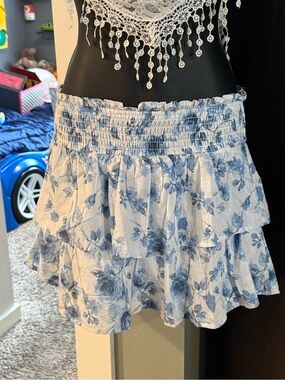 4/$16 Blue Floral Tiered Ruffled Skirt -Girls/Wonens Blue Floral Skirt